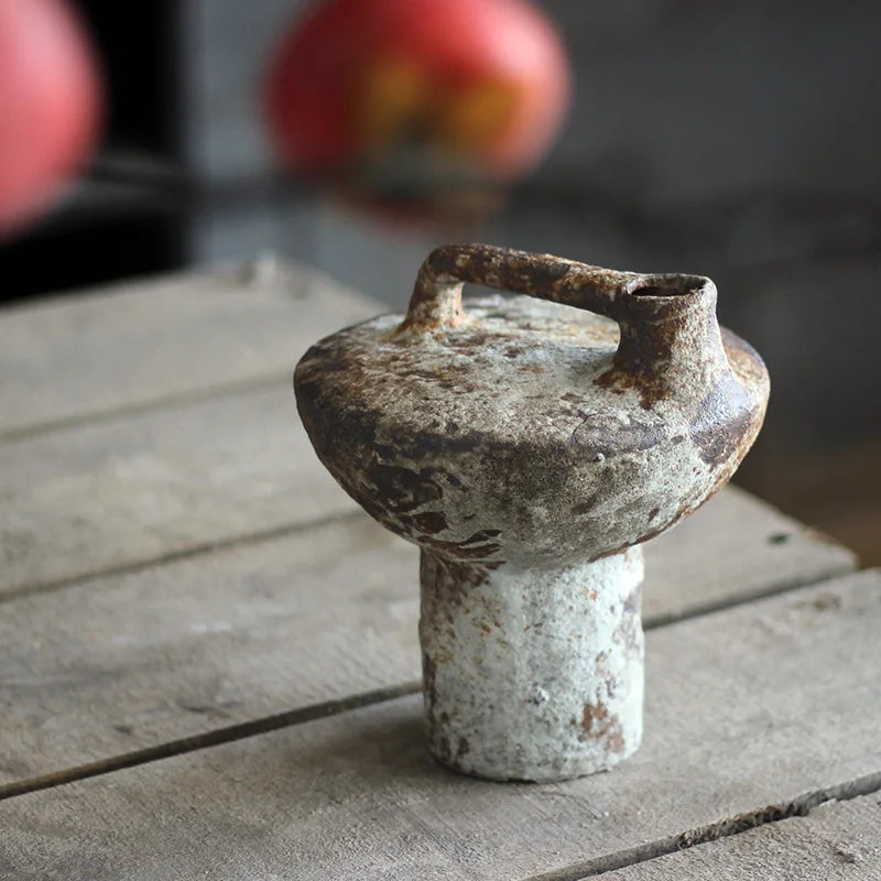 The Kumo Vase