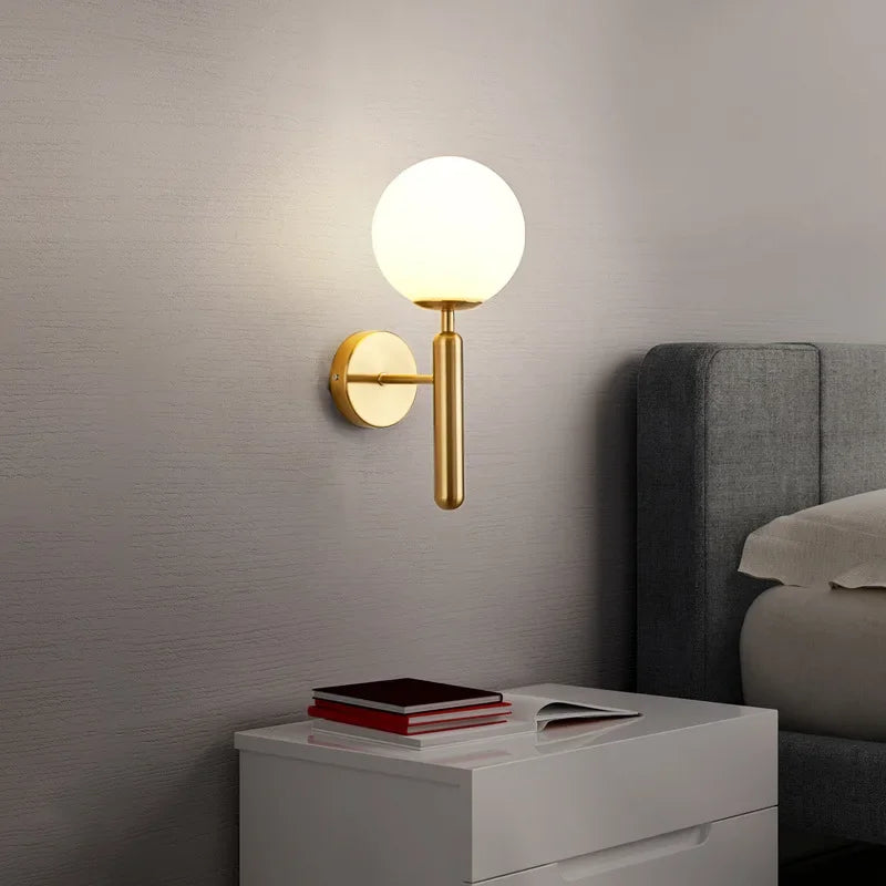 The Luna Wall Light