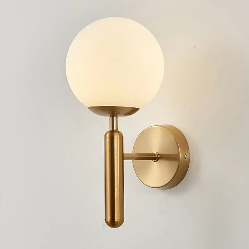 The Luna Wall Light